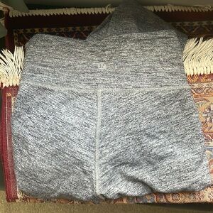 Lululemon grey low rise leggings